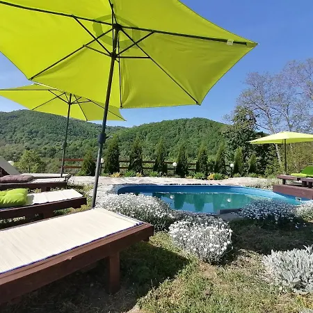 Vila Holiday Houses